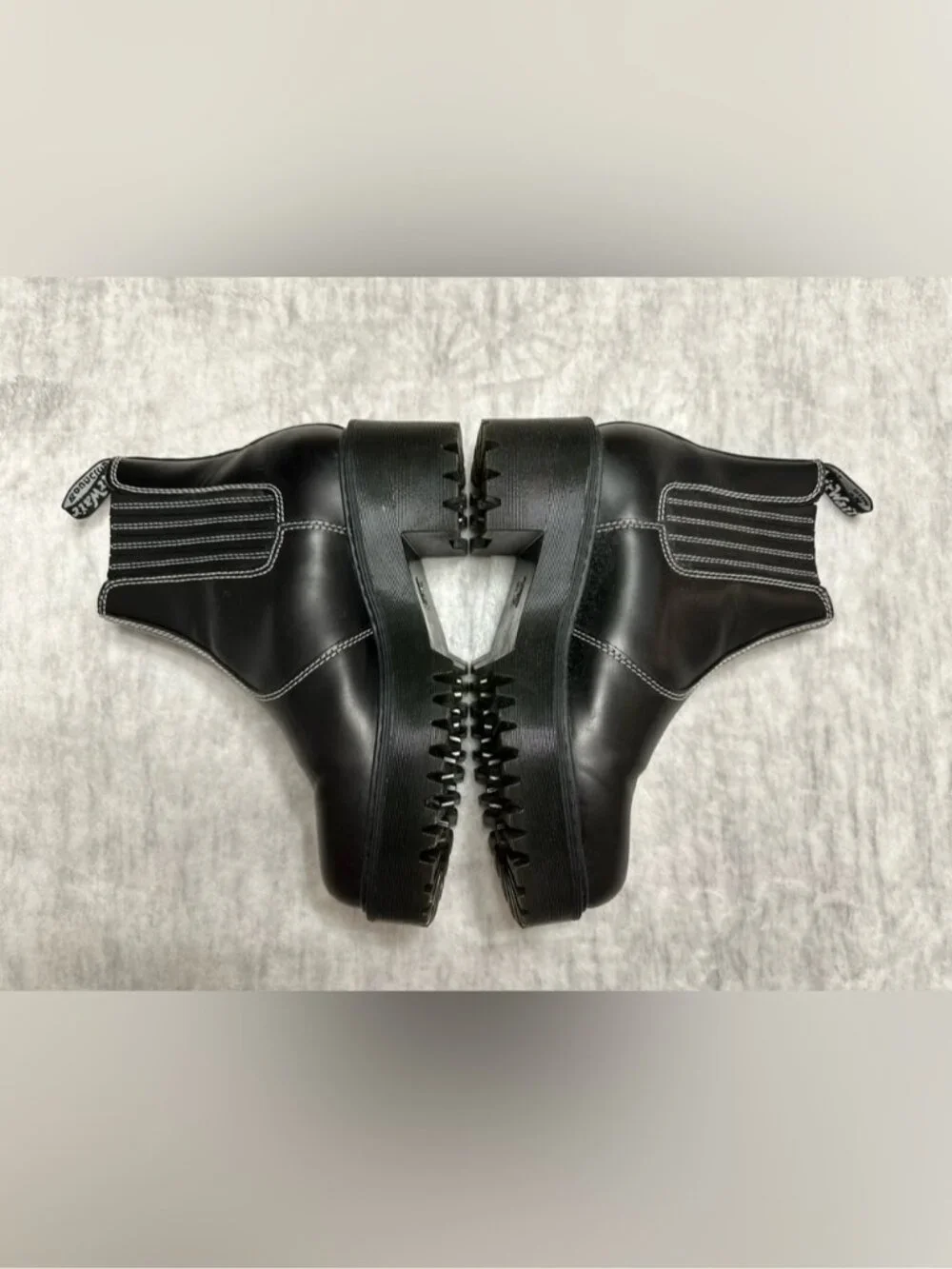 Dr. Martens Contrast Rometty Chelsea Boots